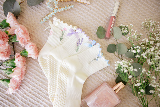 Lavender Floral Pilates & Yoga Grip Socks