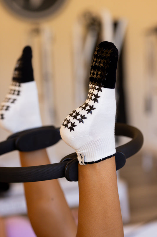 NEW Pink & Cream Ruffle Grip Socks with Silicon Squish