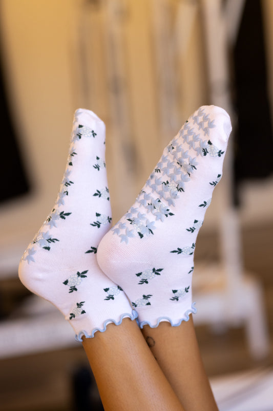 NEW Blue Floral Pilates, Running, Hiking & Yoga Grip Socks with Silicon Squish